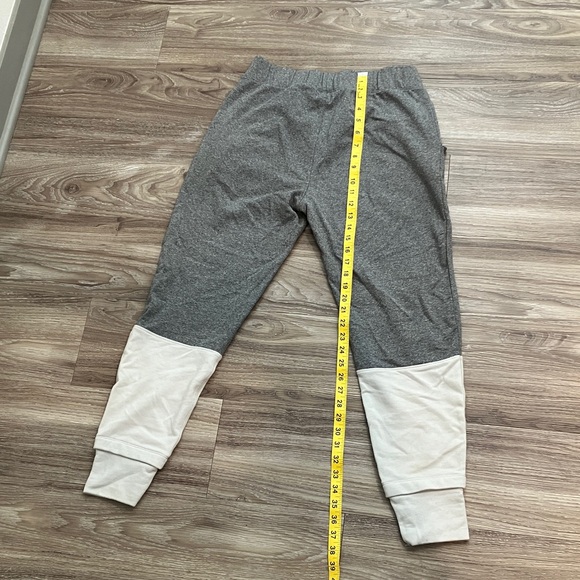 Under Armour Gray and Cream Joggers - Picture 4 of 4